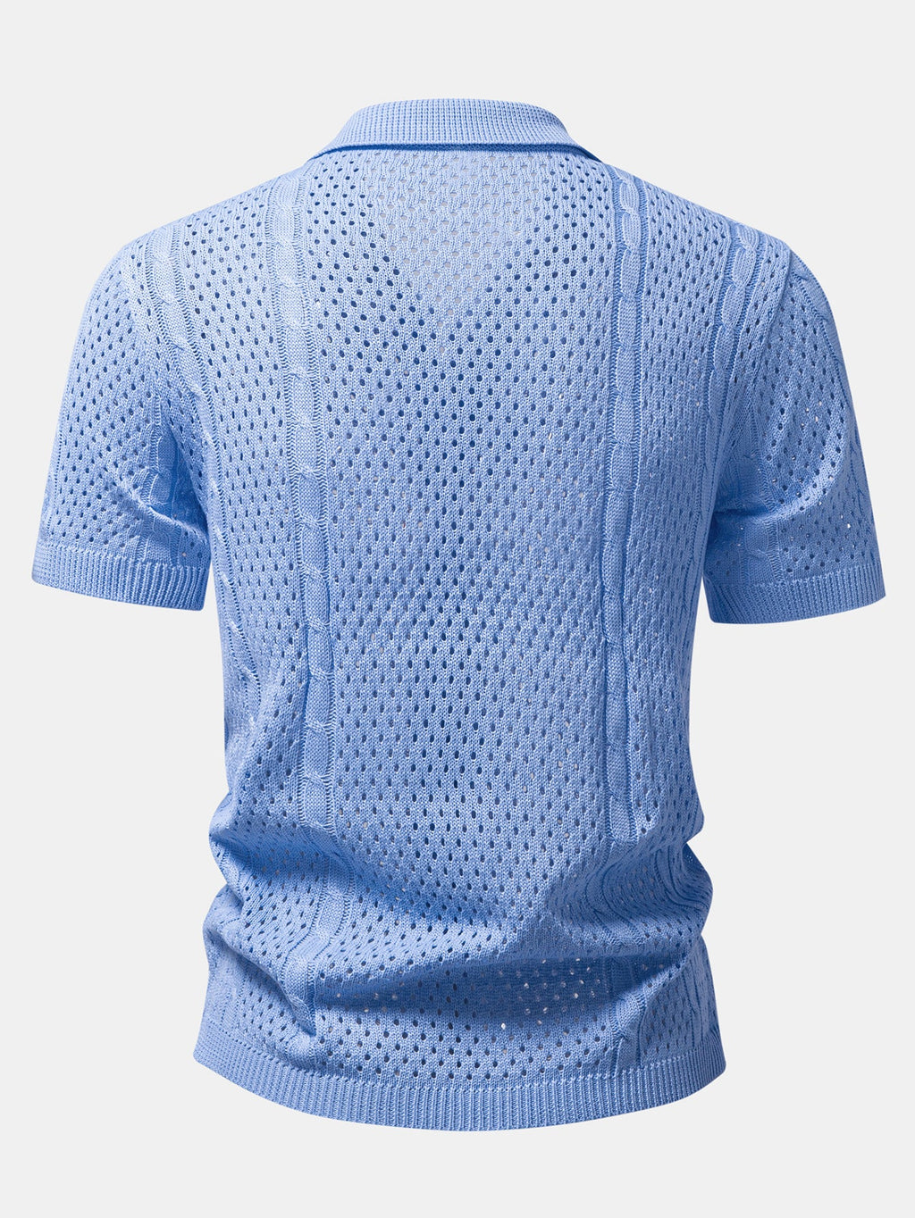 Ensemble aus offen gestricktem Hemd und Leinenhose mit geradem Schnitt