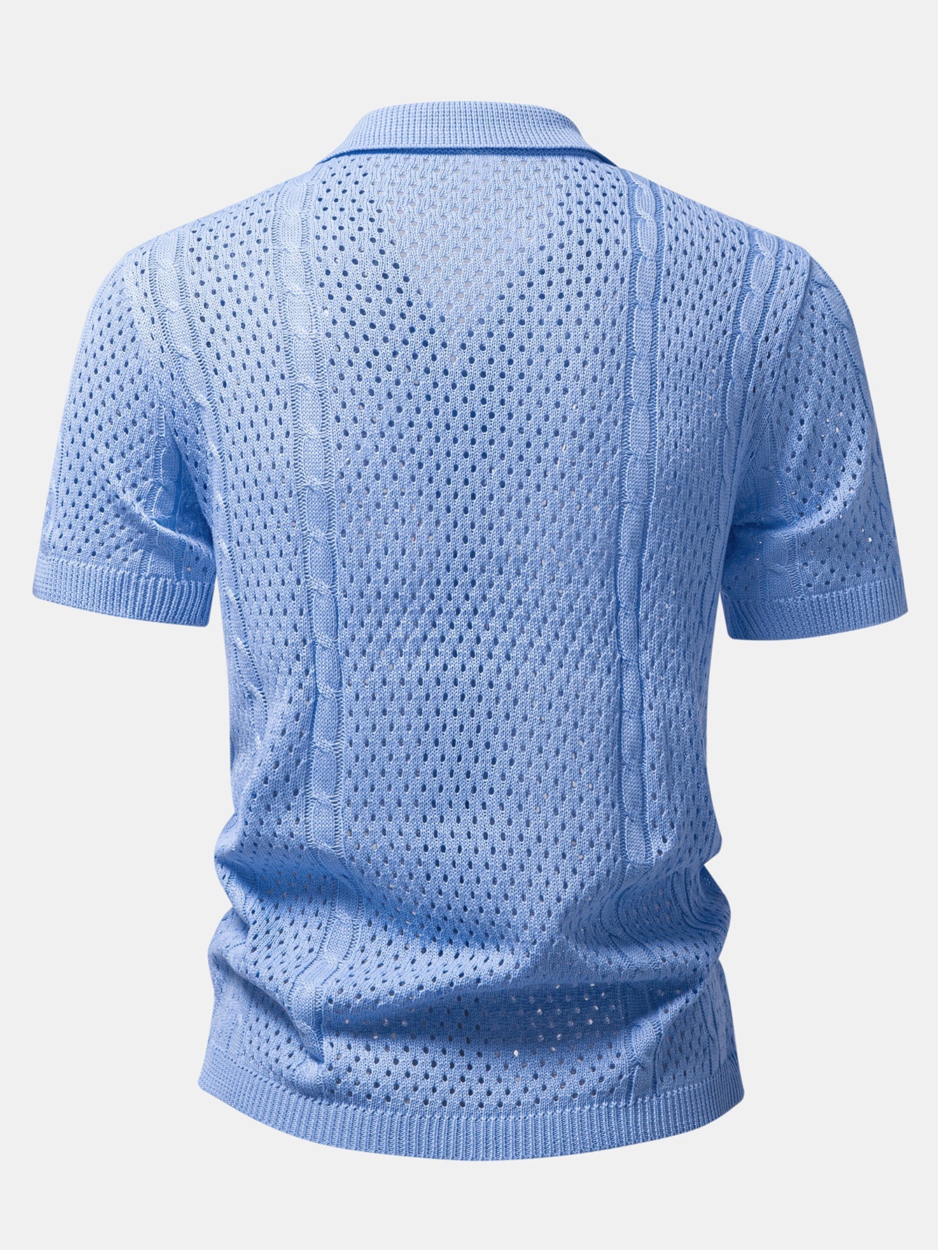 Ensemble aus offen gestricktem Hemd und Leinenhose mit geradem Schnitt