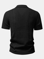 Ensemble aus offen gestricktem Hemd und Leinenhose mit geradem Schnitt