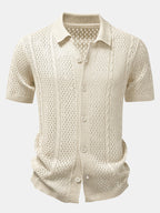 Ensemble aus offen gestricktem Hemd und Leinenhose mit geradem Schnitt