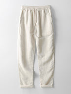 Ensemble aus offen gestricktem Hemd und Leinenhose mit geradem Schnitt