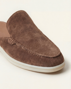 Portside suède mule in rijk bruin