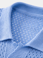 Ensemble aus offen gestricktem Hemd und Leinenhose mit geradem Schnitt